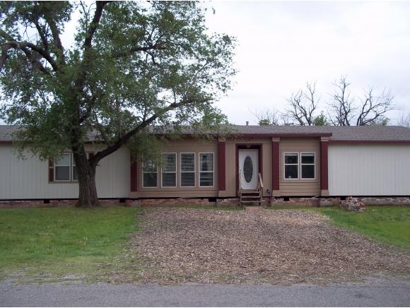 720 E 1st, Cordell, OK 73632