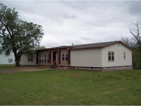 720 E 1st, Cordell, OK 73632