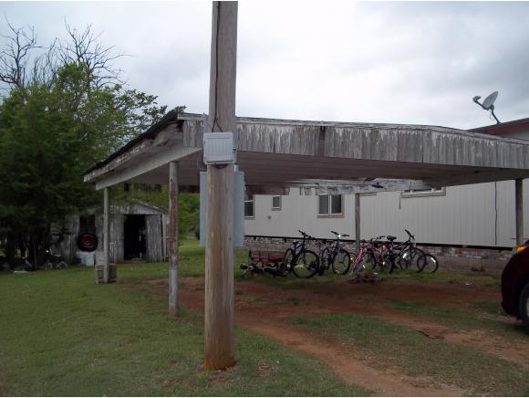 720 E 1st, Cordell, OK 73632
