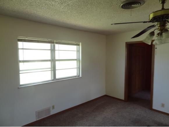 303 N Cordell St., Cordell, OK 73632