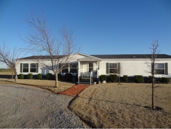 12102 N 2230 Rd., Cordell, OK 73632