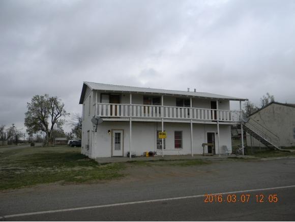 101 E Orient, Dill City, OK 73641