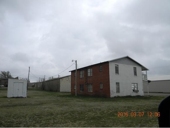 101 E Orient, Dill City, OK 73641