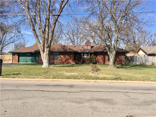 1009 N Peace AveElk City, OK, 73644Beckham County