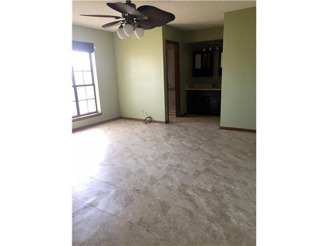 1009 N Peace AveElk City, OK, 73644Beckham County