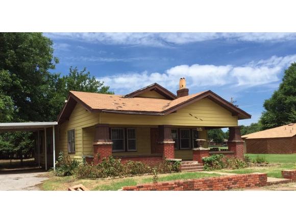 313 N Main, Elk City, OK 73644