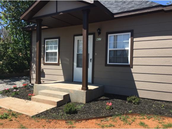 417 W 7th, Elk City, OK 73644