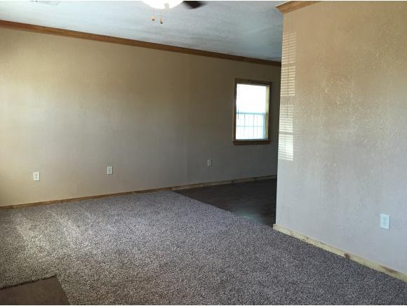 417 W 7th, Elk City, OK 73644