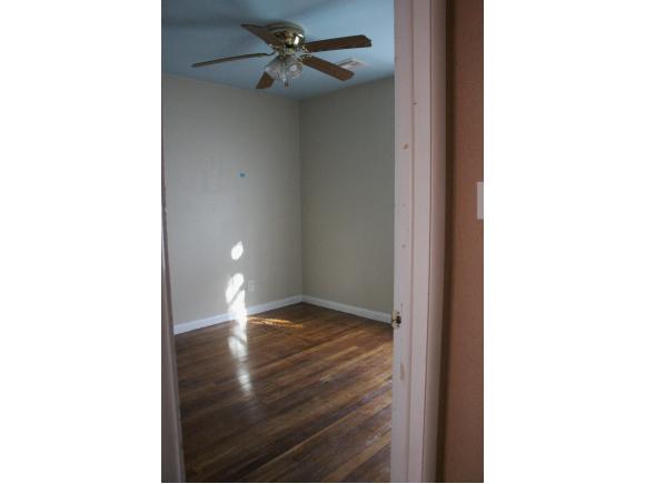170Blackburn, Elk City, OK 73644