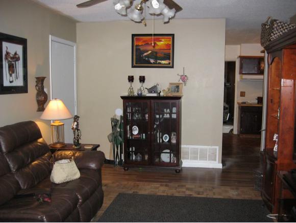 201Hoover, Elk City, OK 73644