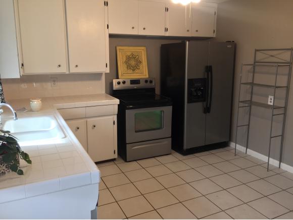 302Rainbow, Elk City, OK 73644