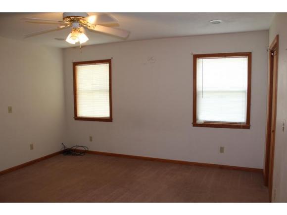 1011 W Ave A, Elk City, OK 73644