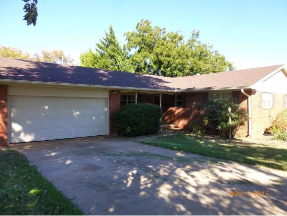1505 W C, Elk City, OK 73644