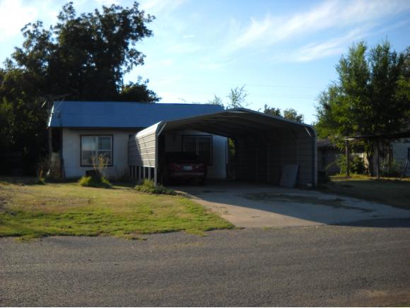 205 N PINE, Erick, OK 73645