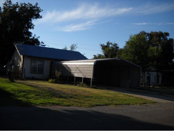 205 N PINE, Erick, OK 73645