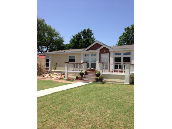 121 S Sycamore, Erick, OK 73645