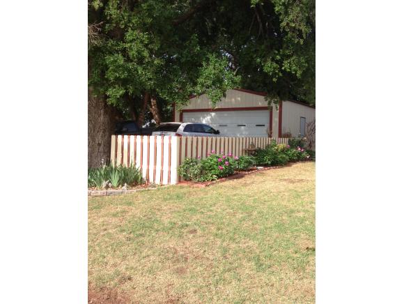 121 S Sycamore, Erick, OK 73645