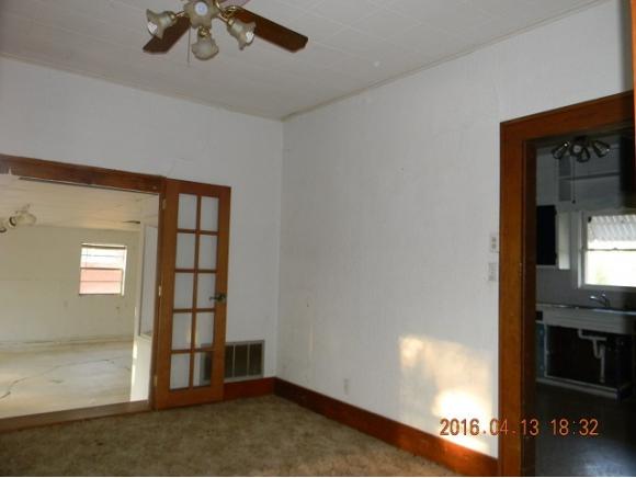 206 N Randlett, Hobart, OK 73651