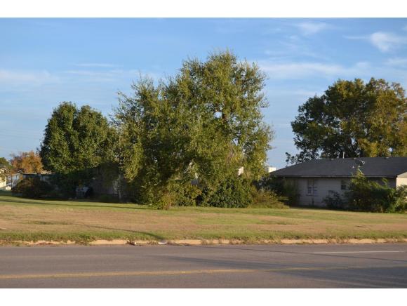 928 S Broadway, Hobart, OK 73651