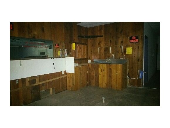 14735HWY 44A, Lone Wolf, OK 73655