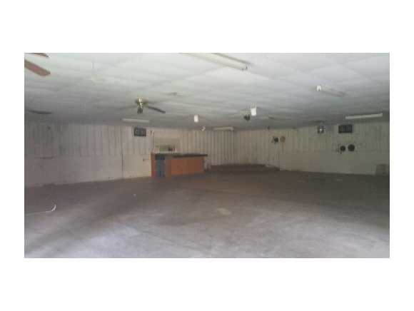 14735HWY 44A, Lone Wolf, OK 73655