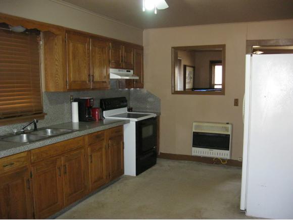 1211 N Broadway, Sayre, OK 73662