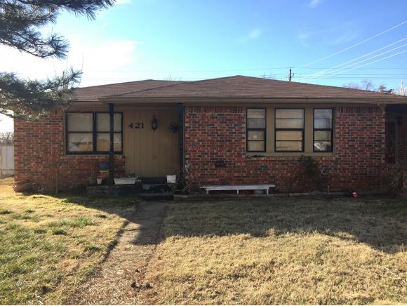 421 N 1, Sayre, OK 73662