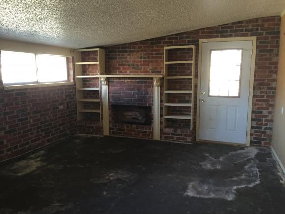 421 N 1, Sayre, OK 73662