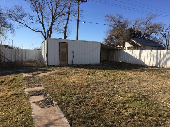 421 N 1, Sayre, OK 73662