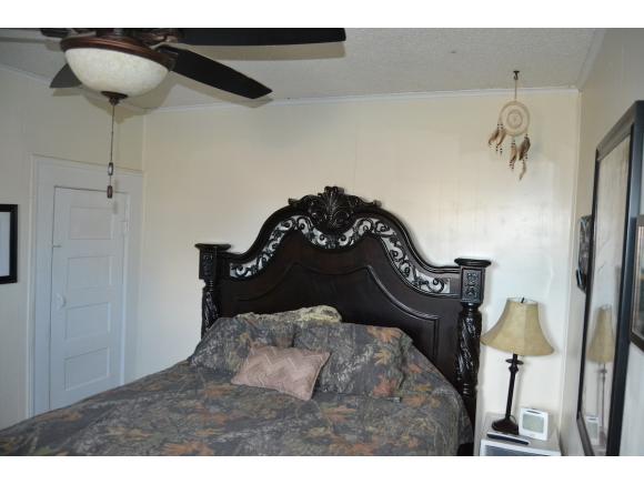 809 N Broadway, Sayre, OK 73662