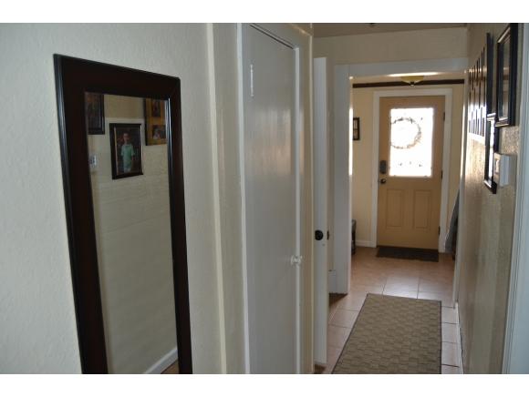 809 N Broadway, Sayre, OK 73662
