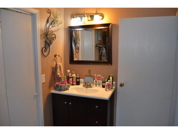 809 N Broadway, Sayre, OK 73662