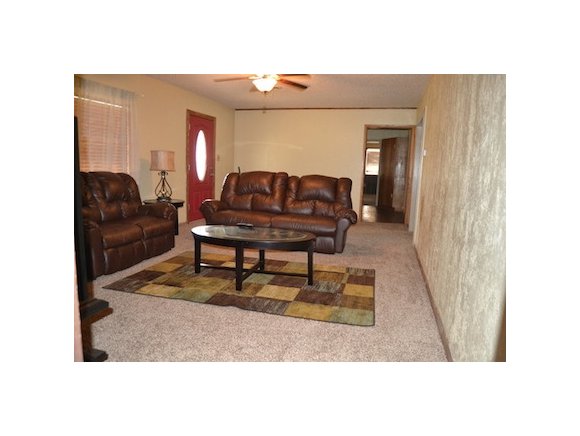 500 E Whitmer, Sentinel, OK 73664