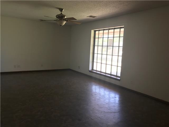 3135 Highland DrEnid, OK, 73701Garfield County