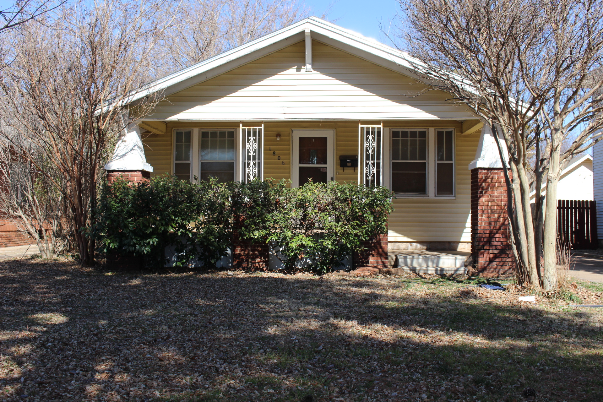 1806 W Oklahoma Avenue, Enid, OK 73703