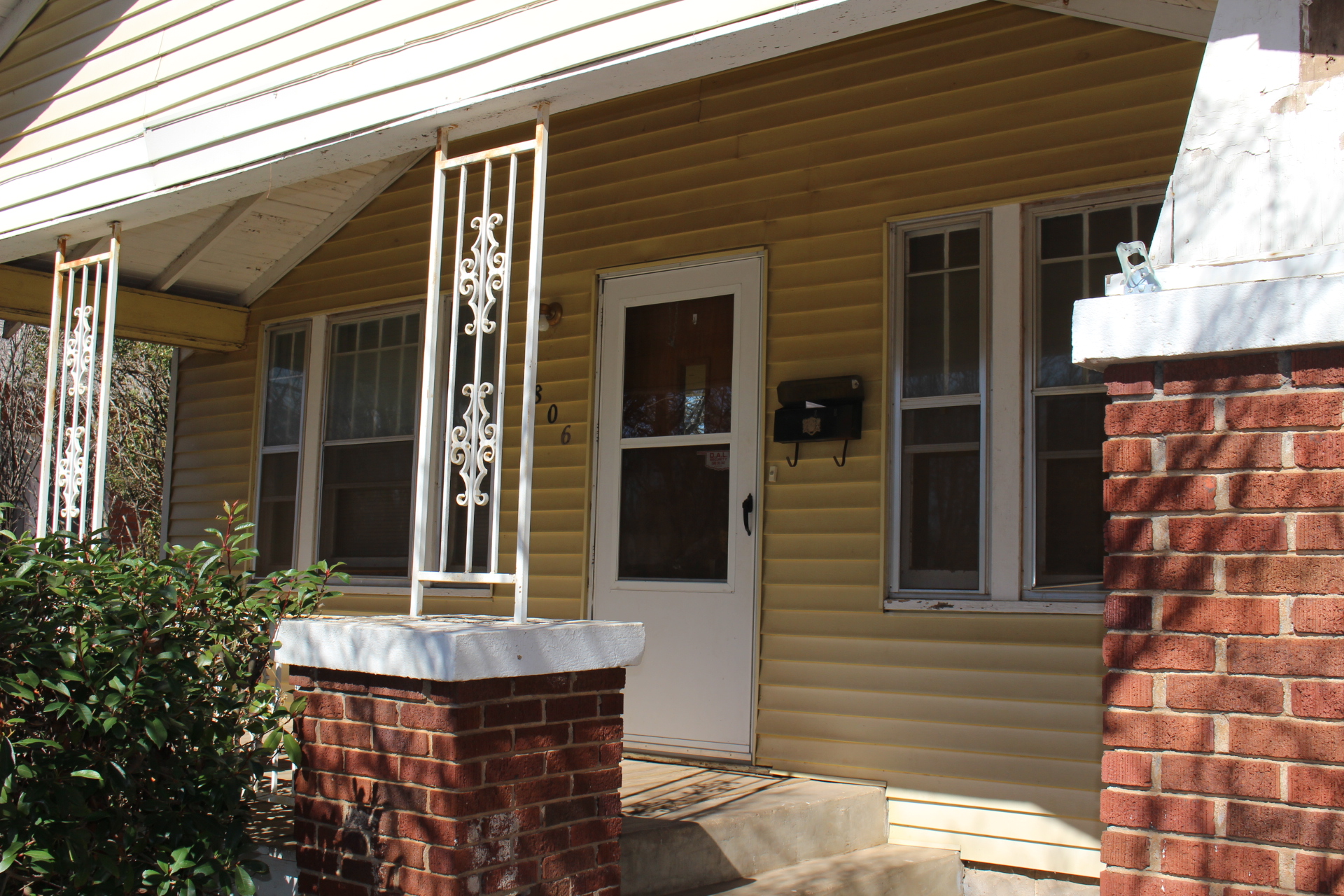 1806 W Oklahoma Avenue, Enid, OK 73703