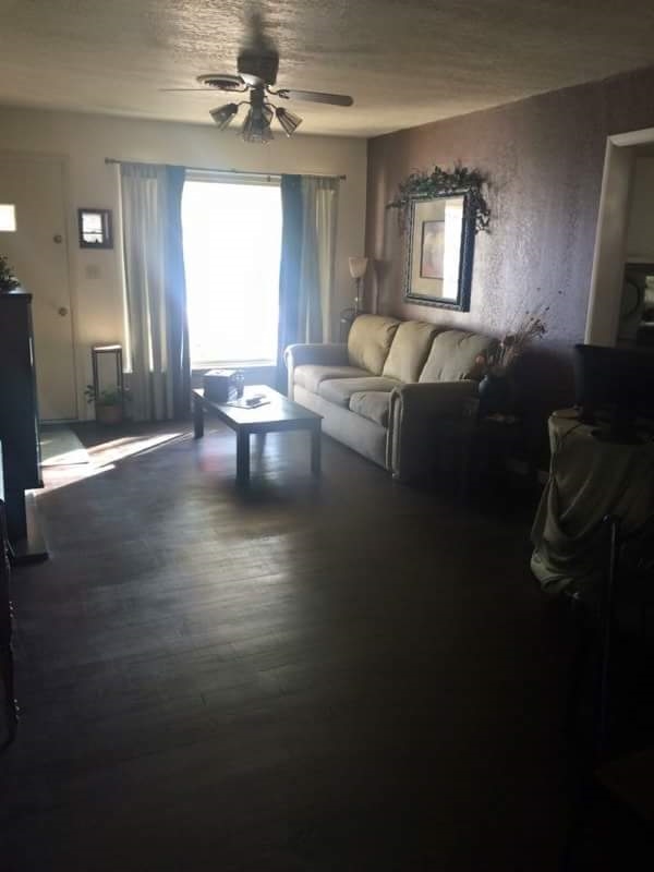 1710 Field, Enid, OK 73703