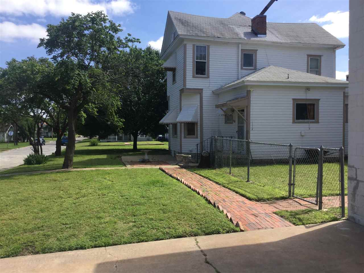 802 Pine, Enid, OK 73703