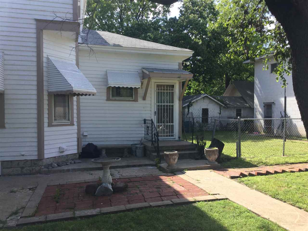 802 Pine, Enid, OK 73703