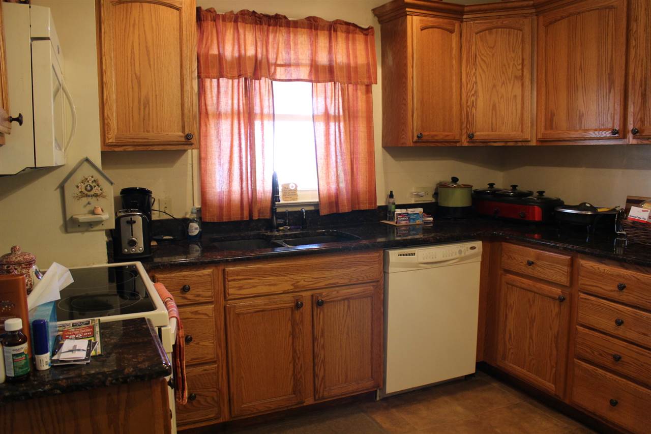 1809 Meadowbrook Dr, Enid, OK 73703