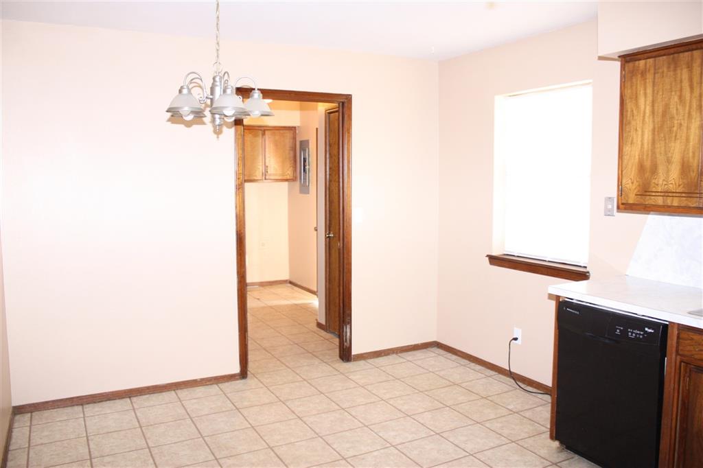 5118 Parkwood, Enid, OK 73703