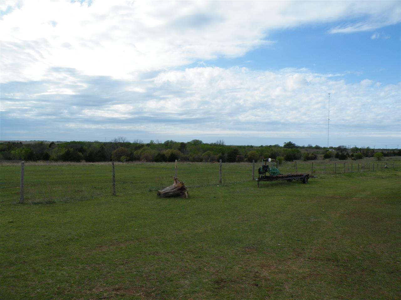 9275 County Rd 65, Mulhall, OK 73720