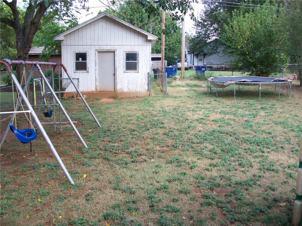 203 S. 10TH Street, Kingfisher, OK 73750