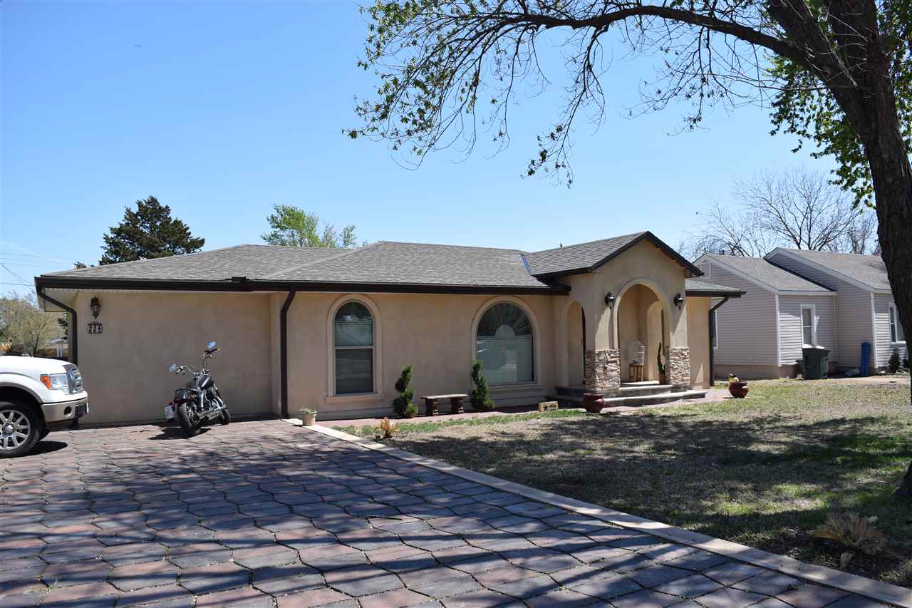 224 5th, Medford, OK 73759