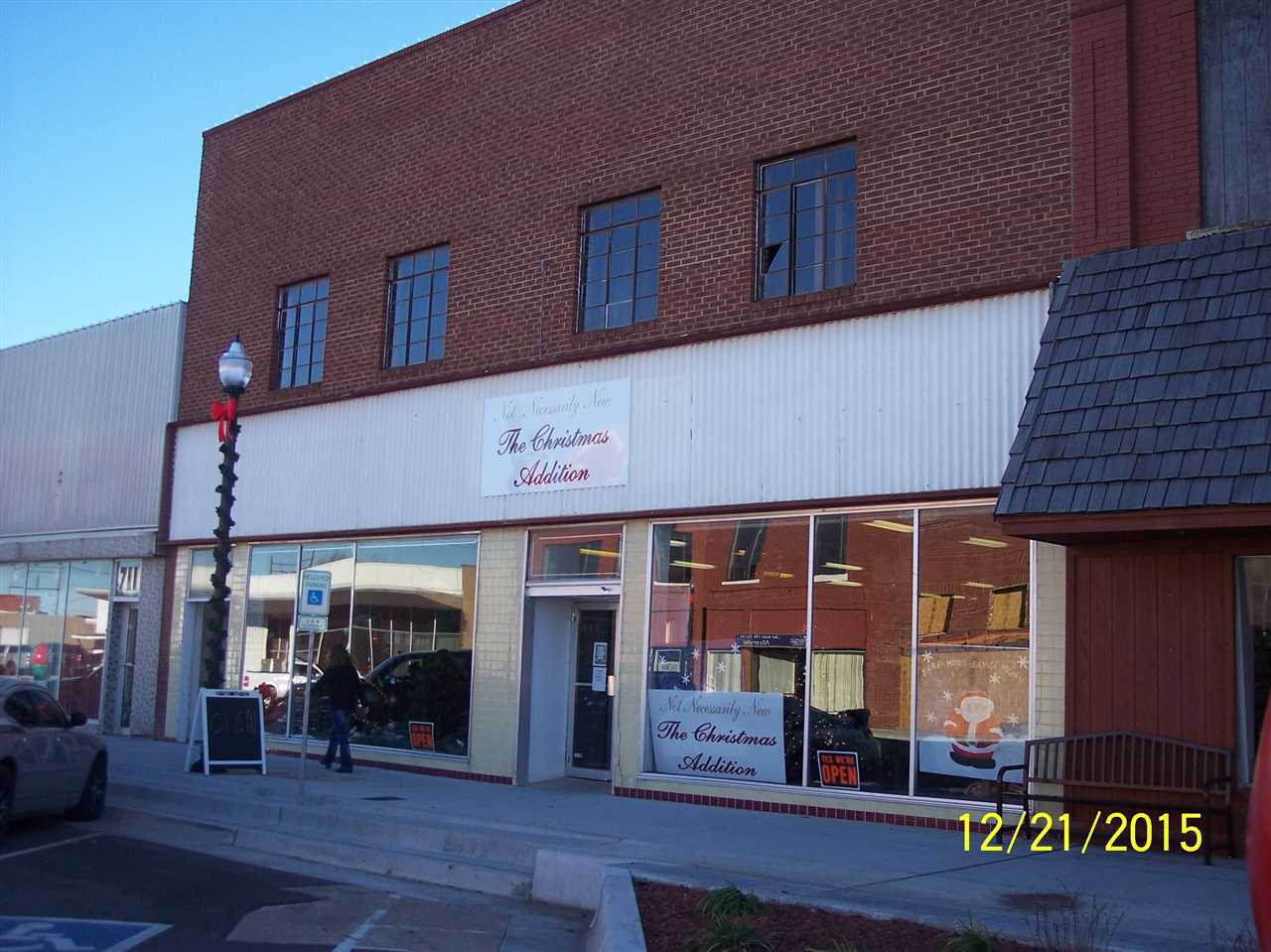 715 Main St, Woodward, OK 73801