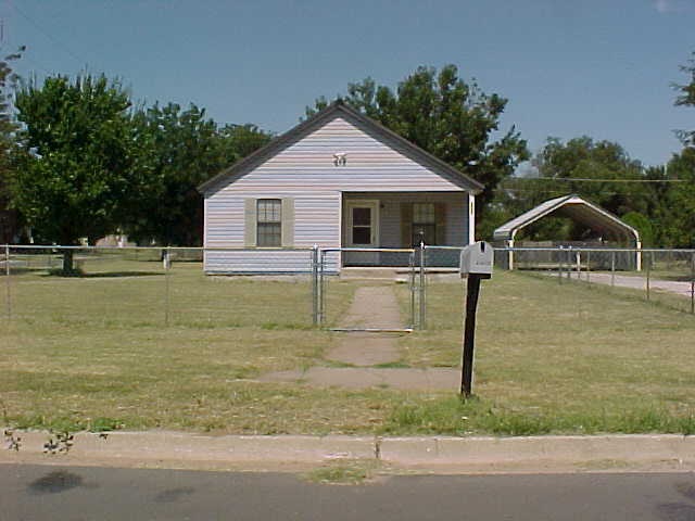1022 Webster Ave, Woodward, OK 73801