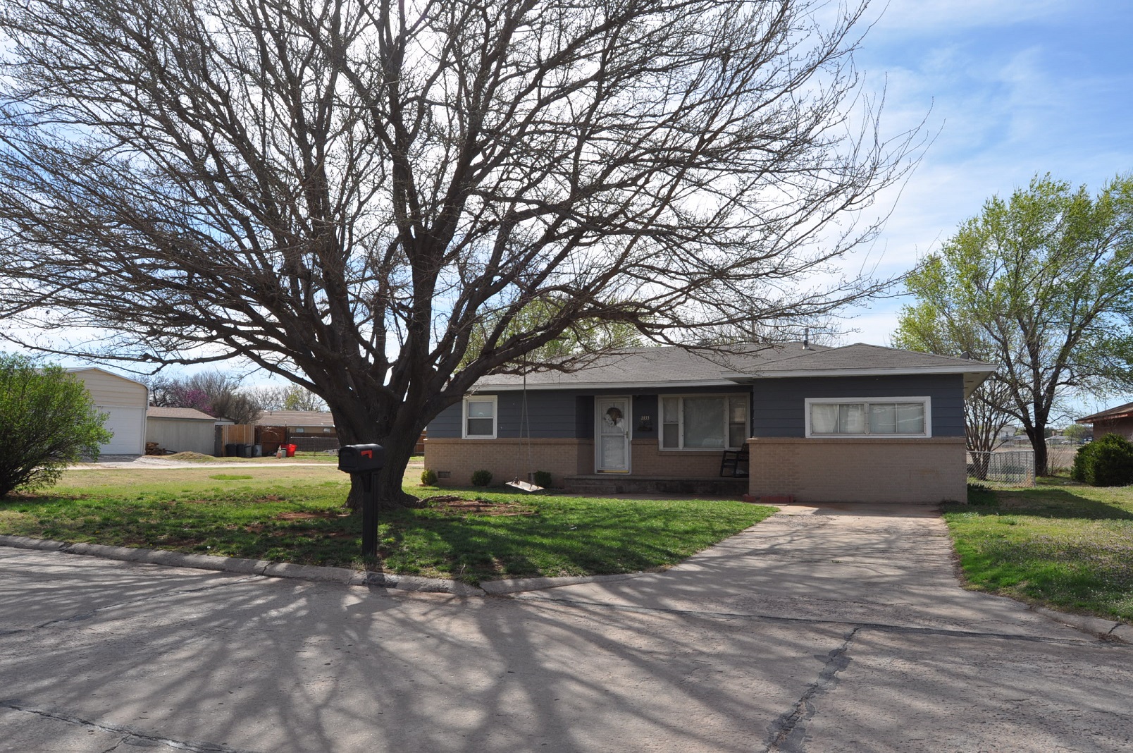 2133 3rd St., Woodward, OK 73801