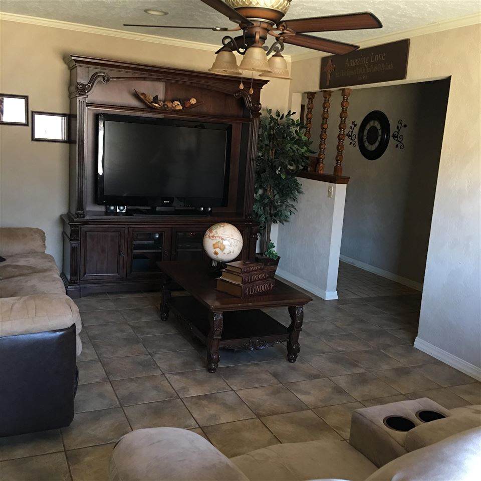 711 37th, Woodward, OK 73801