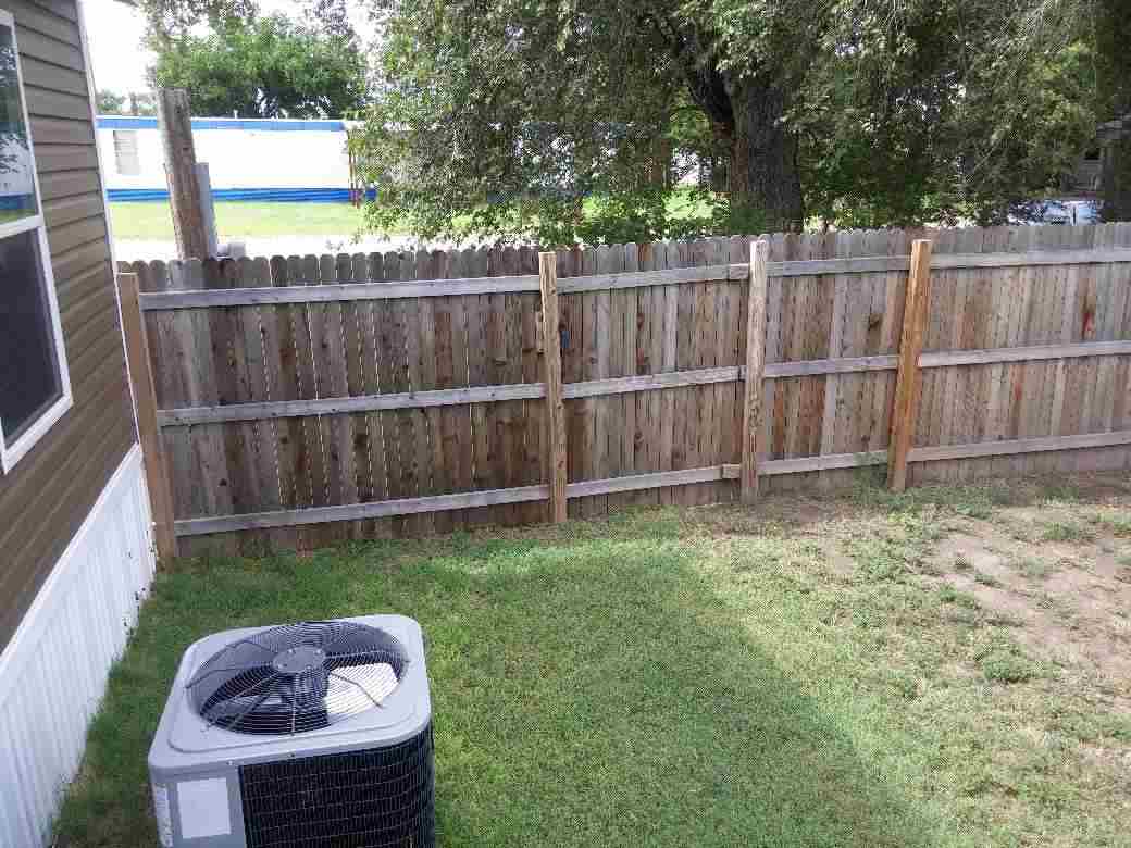 511 Driskell Ave, Gage, OK 73843