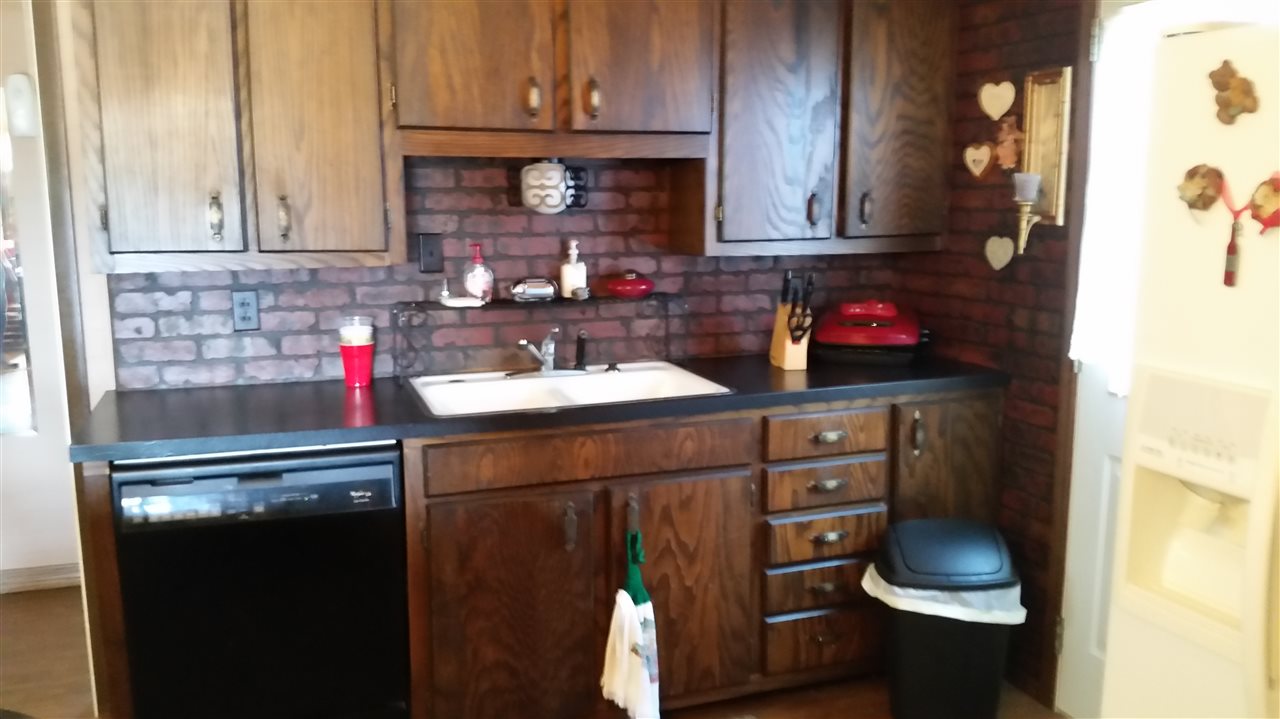 524 Third, Laverne, OK 73848